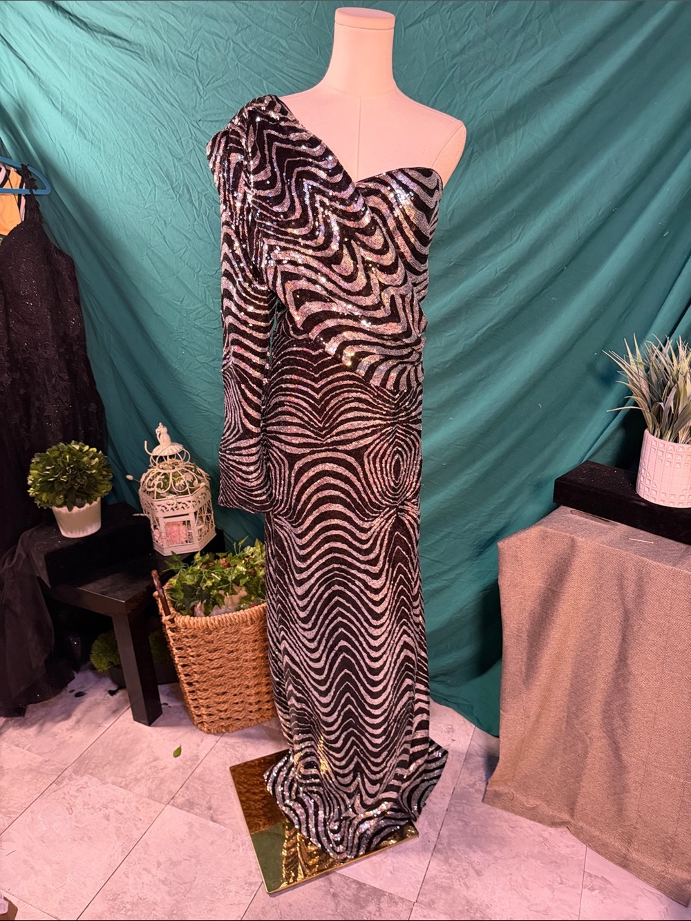 One-Shoulder Black and Silver Sequin Evening Dress